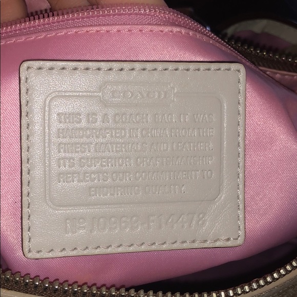 Coach Bag - Picture 3 of 4